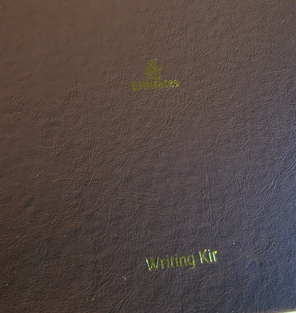 NIB Emirates Airlines First Class Writing Kit - Picture 3 of 5